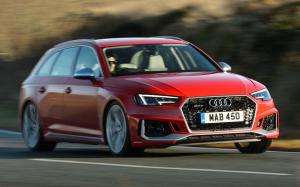 Audi RS4 Avant 2018 года (UK)